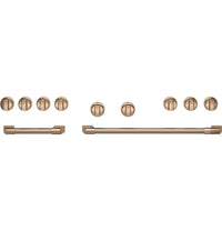 Café 48" Brushed Bronze Handle and Knob Kit for Pro Range and Rangetop - CXPR8HKPTBZ|Trousse de poignées et de boutons Café bronze brossé de 48 po pour cuisinière et surface de cuisson professionnelles - CXPR8HKPTBZ