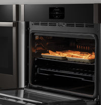 GE Profile 30" 5.0 Cu. Ft. Smart Convection Single Wall Oven with Air Fry - PTS7000SNSS | Four mural simple intelligent 30 po GE Profile 5,0 pi3 convection, friteuse à air chaud - PTS7000SNSS | PTS7000S