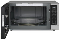 Panasonic 1.6 Cu. Ft. Cyclonic Inverter Countertop Microwave Oven - NNST74LS | Four à micro-ondes de comptoir Panasonic de 1,2345 pi3 avec technologie InverterMD à cyclones - NNST74LS | NNST74LS