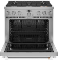 Café 5.75 Cu. Ft. Commercial-Style 6-Burner Dual Fuel Range - C2Y366P2TS1 | Cuisinière hybride Café de style commercial de 5,75 pi3 à 6 brûleurs - C2Y366P2TS1 | C2Y366PS