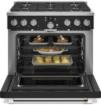 Café 5.75 Cu. Ft. Commercial-Style 6-Burner Dual Fuel Range - C2Y366P3TD1 | Cuisinière hybride Café de style commercial de 5,75 pi3 à 6 brûleurs - C2Y366P3TD1 | C2Y366TD