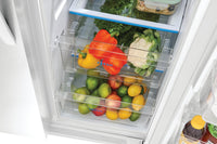 Frigidaire 22.3 Cu. Ft. Side-by-Side Refrigerator - FRSS2323AW | Réfrigérateur Frigidaire de 22,3 pi³ à compartiments juxtaposés - FRSS2323AW | FRSS232W